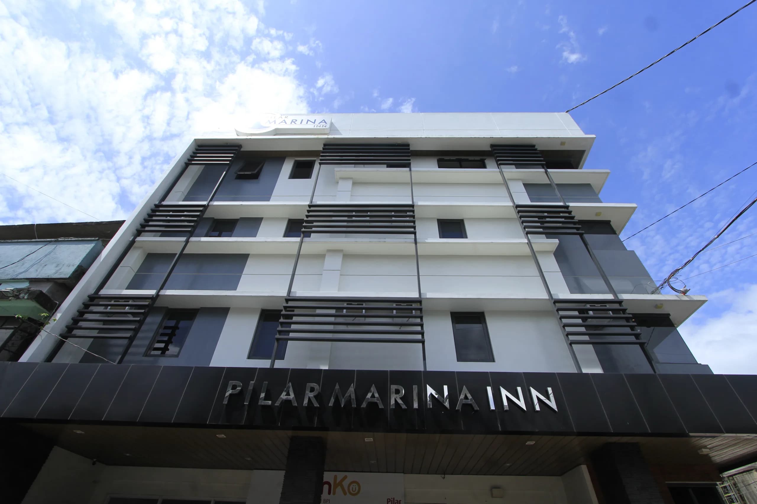 PILAR MARINA INN
